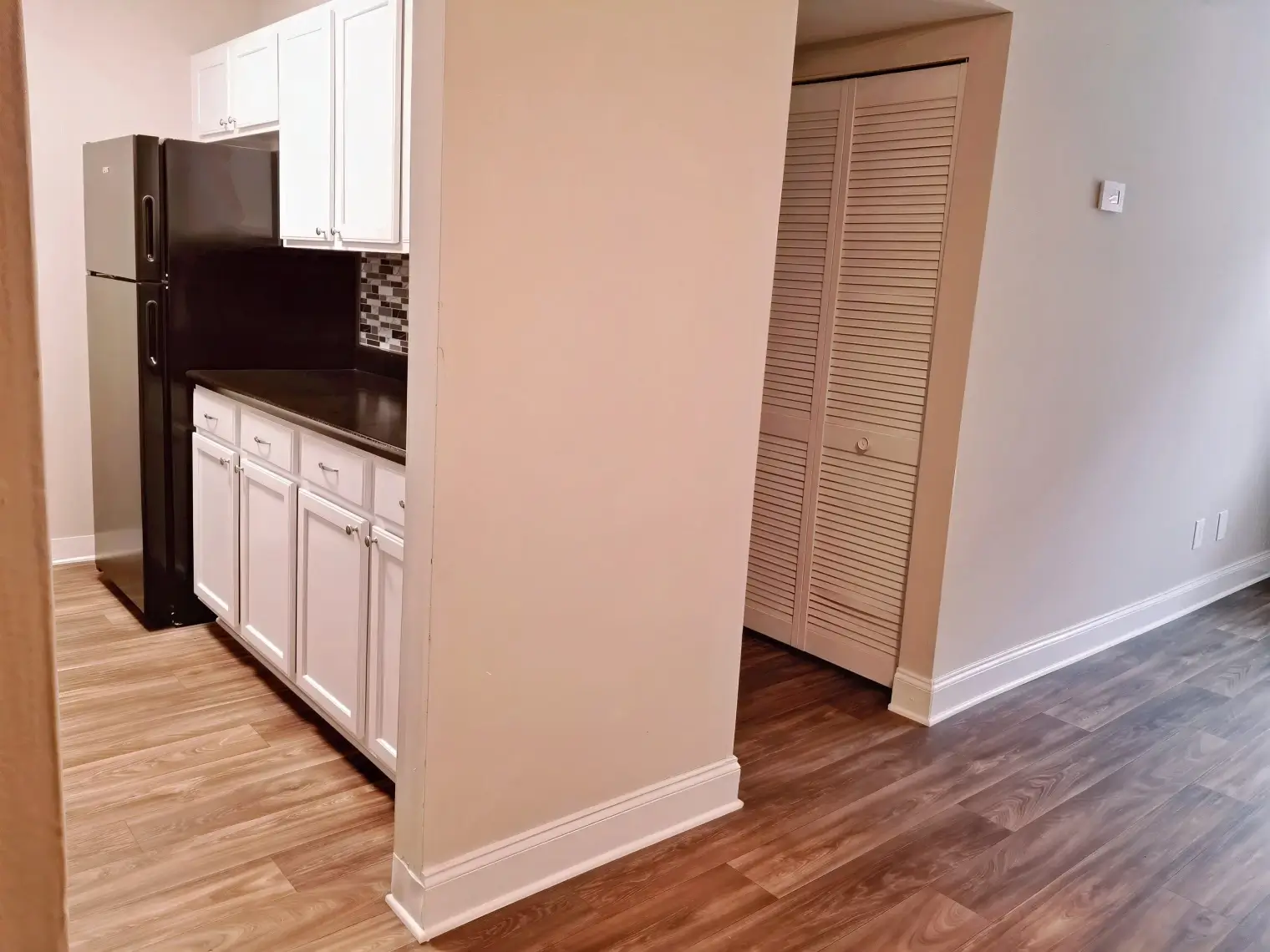 eagle trace greenville apartments kitchen 2 1 1