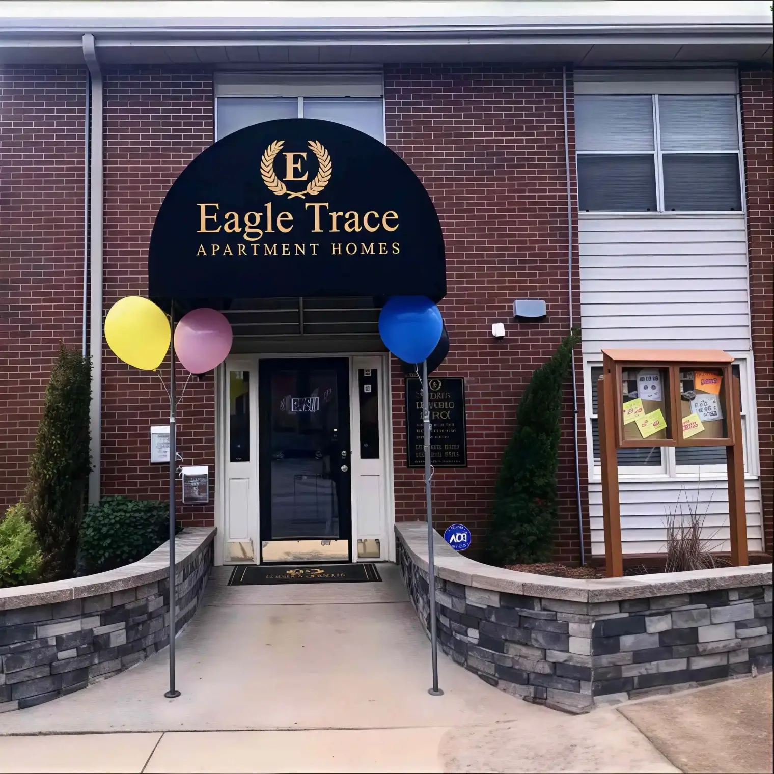 eagle trace apartments leasing